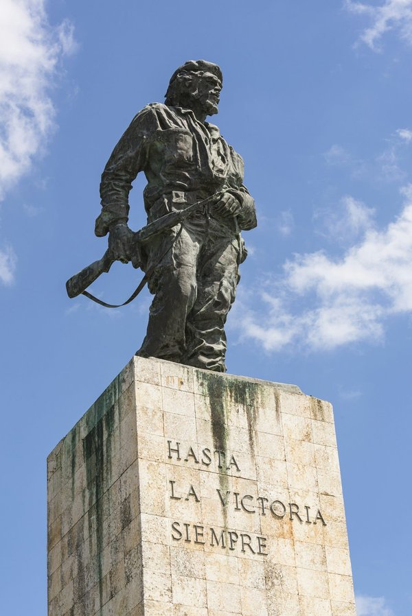 Come può la realtà aumentata (AR) rivoluzionare il training nel settore della manutenzione aeronautica?