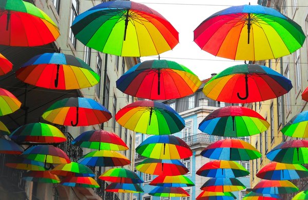 Quali sono gli step per installare un sistema di rilevamento del livello di CO2 nel garage di una casa?